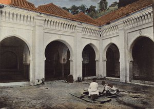 Cour intérieure de la mosquée Sidi-El-Haloni, à Tlemcen - European Photographer
